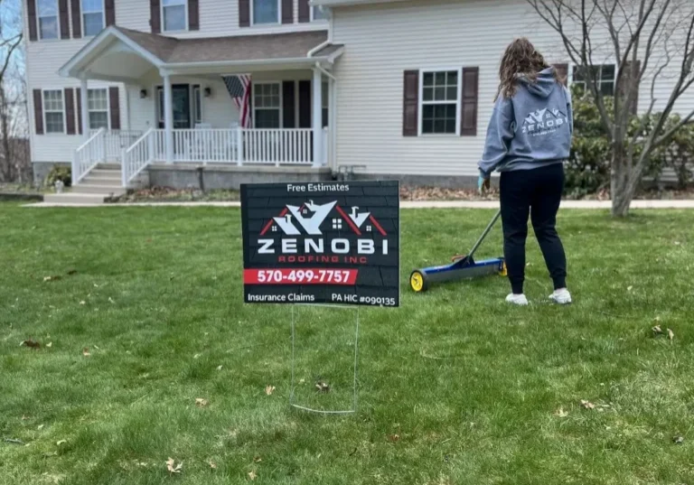 Clean yard after roof replacement completed by Zenobi Roofing Inc.